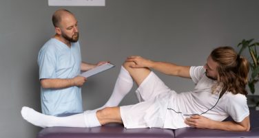 Najczęstsze przyczyny bólu kolana – kiedy udać się do ortopedy - nmedica Tarnów